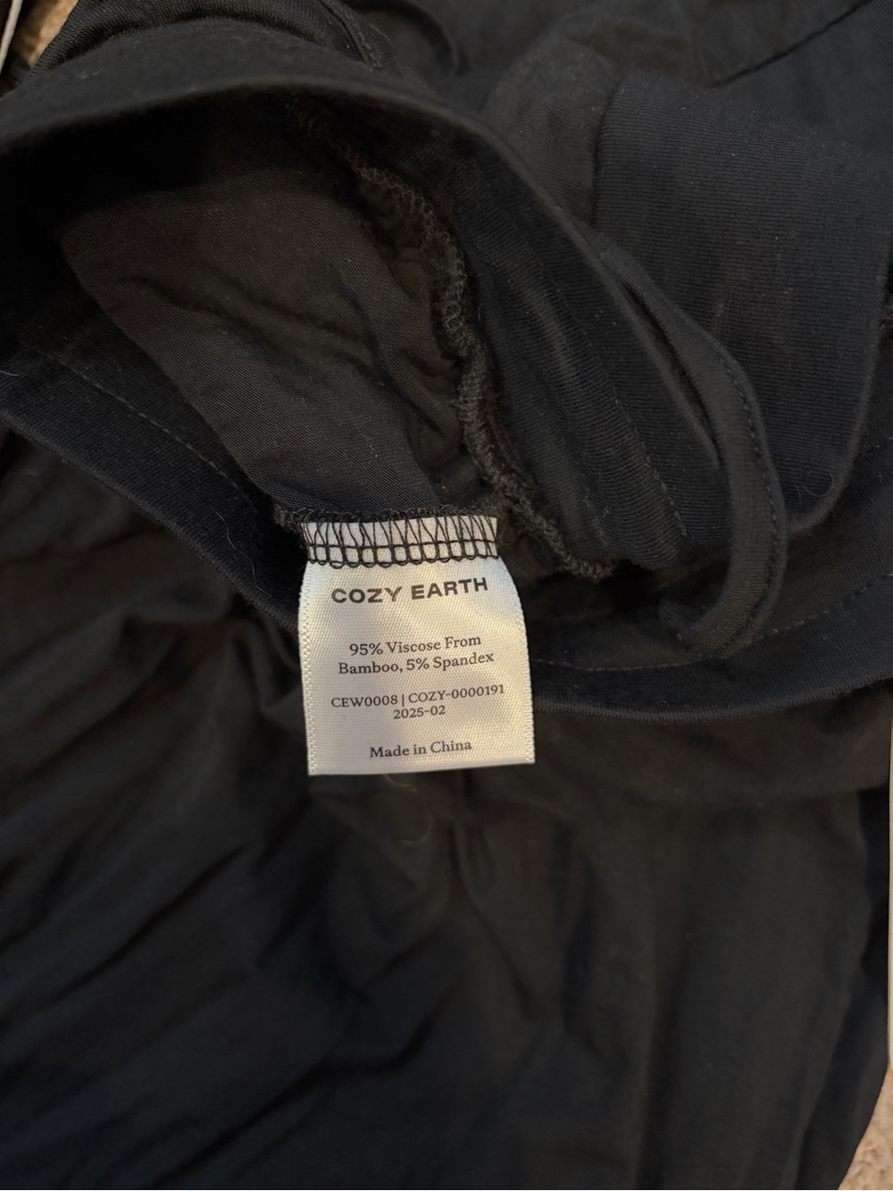 Cozy Earth Long Sleeve/pant Bamboo Black Pajama Set with White Piping - Picture 3 of 4